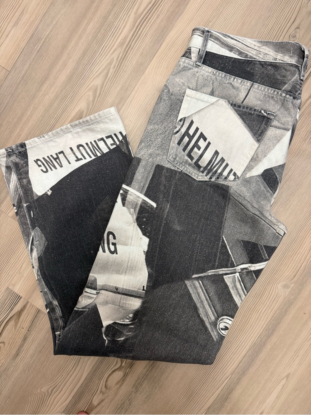 NWOT Helmut Lang Black & White Mens Graphic Jeans